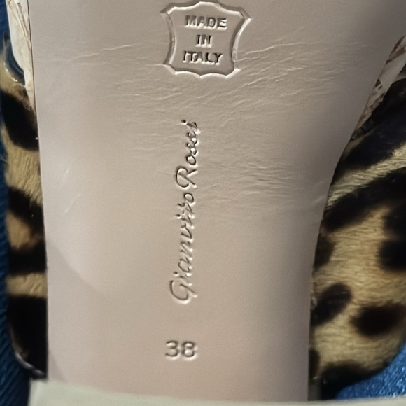 Gianvito Rossi Cassie Calf-Hair Crisscross Platform Sandals, Leopard Size 38/8 - Picture 11 of 12